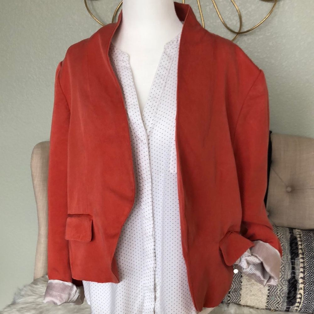COPY - ANN TAYLOR LOFT collarless suit jacket